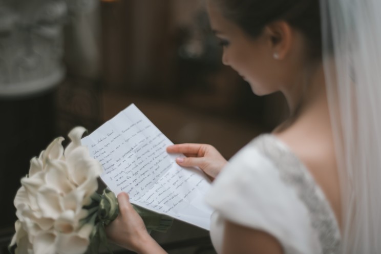 17 Literary Wedding Readings For Your Ceremony